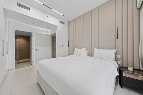 Stylish Furnished 3BR | Burj Crown Downtown-12