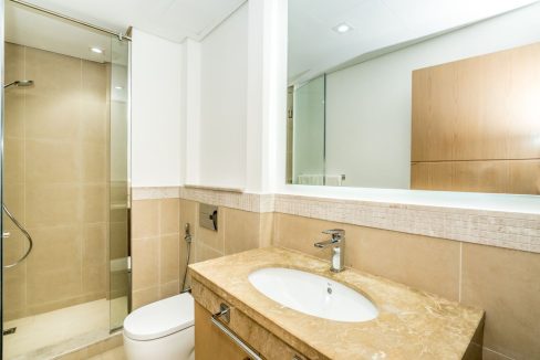2 BR Apartment | Burj Khalifa View | Burj Vista-23