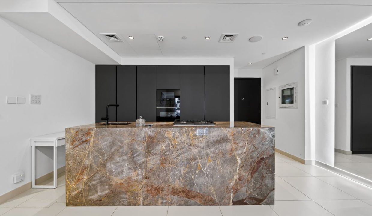 Stylish Furnished 3BR | Burj Crown Downtown-4