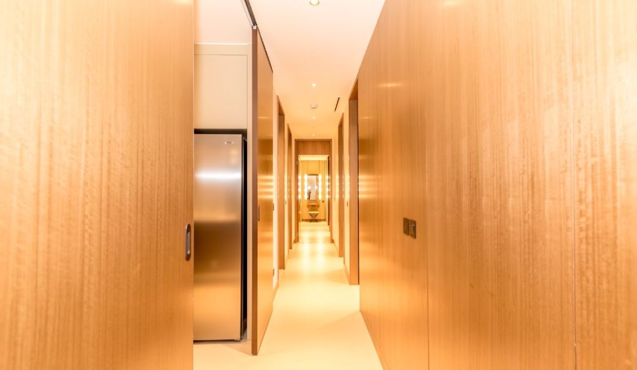 Luxurious 3BR Apartment in Address Opera-9