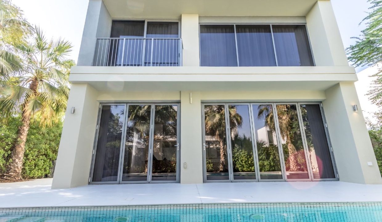 Exclusive 4BR Villa with Private Pool in Sidra-12