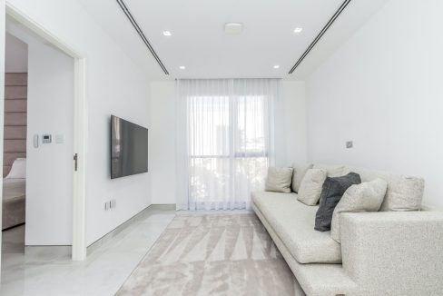 Exclusive 4BR Villa with Private Pool in Sidra-23