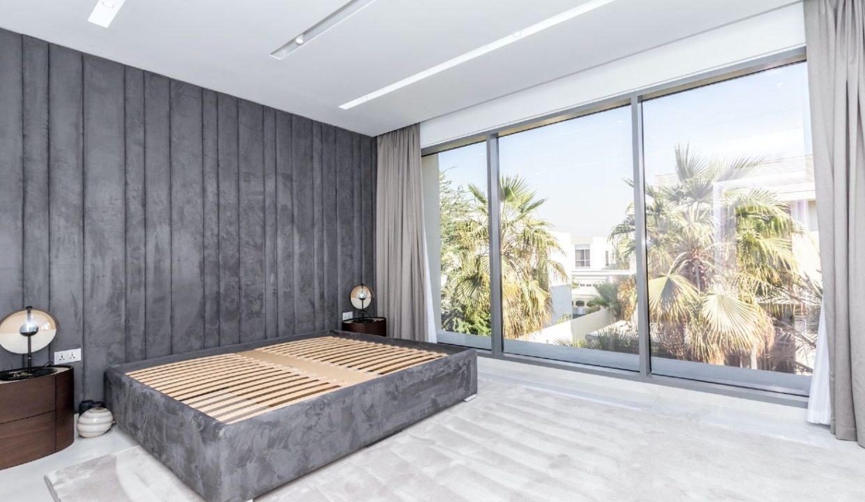 Exclusive 4BR Villa with Private Pool in Sidra-27