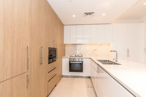 1BDR APARTMENT FOR SALE IN ELLINGTON HOUSE 1-6