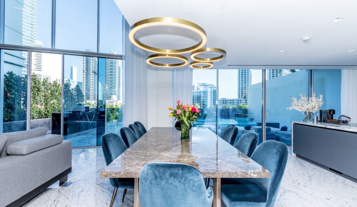 Must See Triplex Luxury Villa In Dubai Marina-3