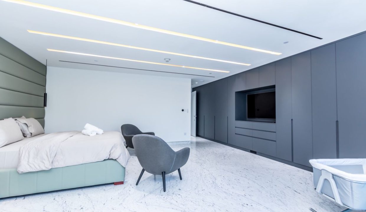Must See Triplex Luxury Villa In Dubai Marina-23