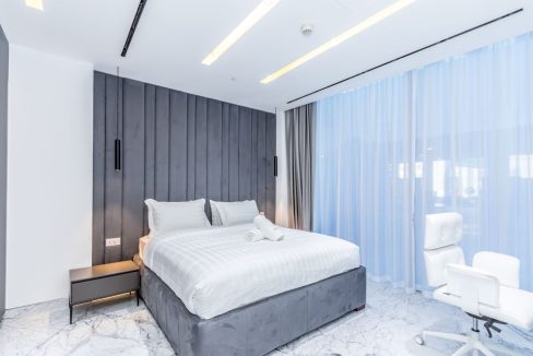Must See Triplex Luxury Villa In Dubai Marina-4