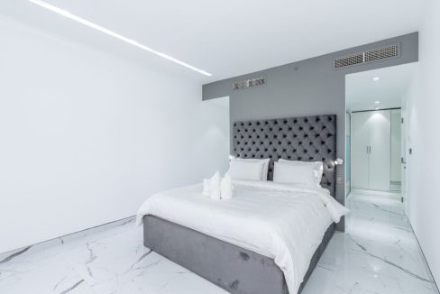Upgraded | Furnished | Full Upgraded |Sea View-13