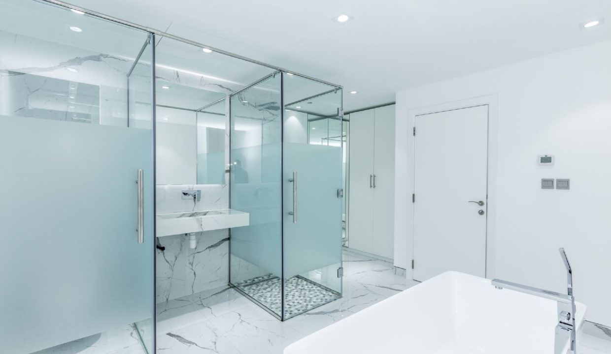 Upgraded | Furnished | Full Upgraded |Sea View-22