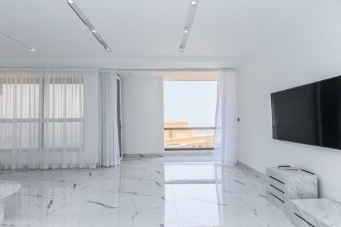 Upgraded | Furnished | Full Upgraded |Sea View-1
