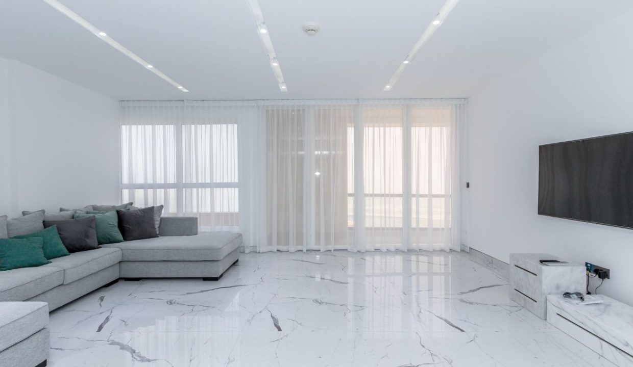 Upgraded | Furnished | Full Upgraded |Sea View-8