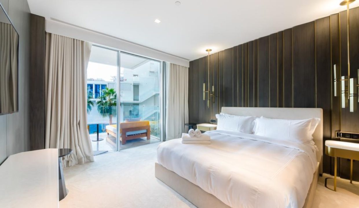 Furnished 2 BR Apartment in Palm Jumeirah-2