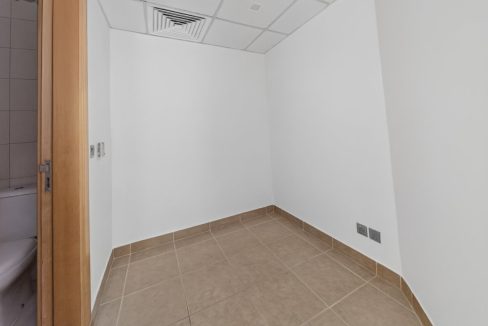 2BR Apartment for Rent | Park View | Al Khushkar-11