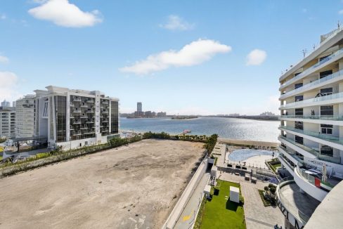 Luxury 2BR Sea View | Azizi Mina Palm Jumeirah-12