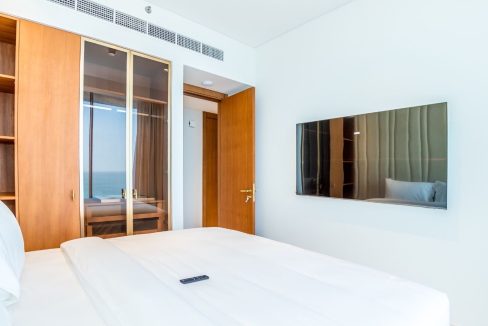 Beachfront Luxury Living | 4BR+M at Palm Jumeirah-13