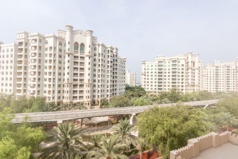 Luxury 3BR Fully Upgraded & Furnished-23