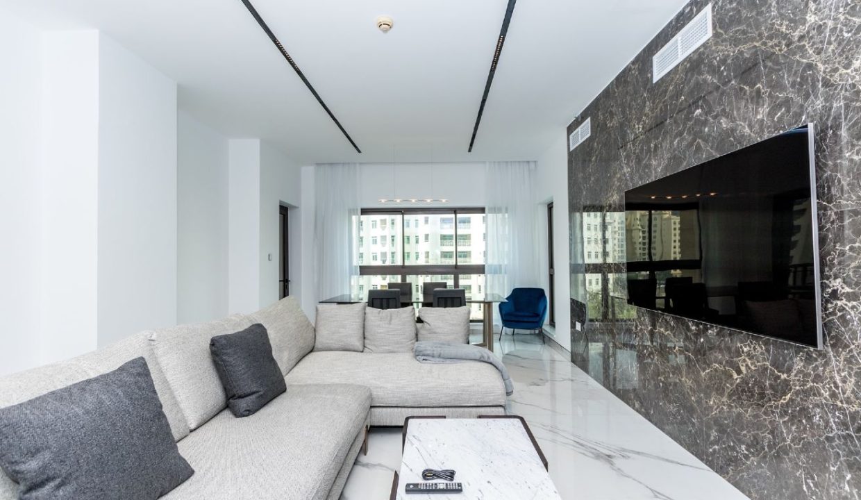 Luxury 3BR Fully Upgraded & Furnished-1
