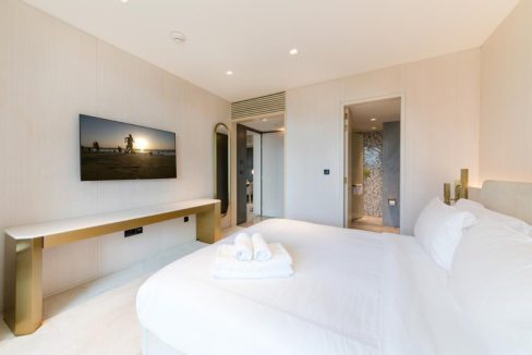 Furnished 2 BR Apartment in Palm Jumeirah-7