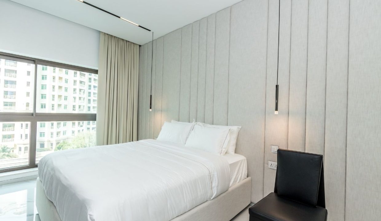 Luxury 3BR Fully Upgraded & Furnished-9