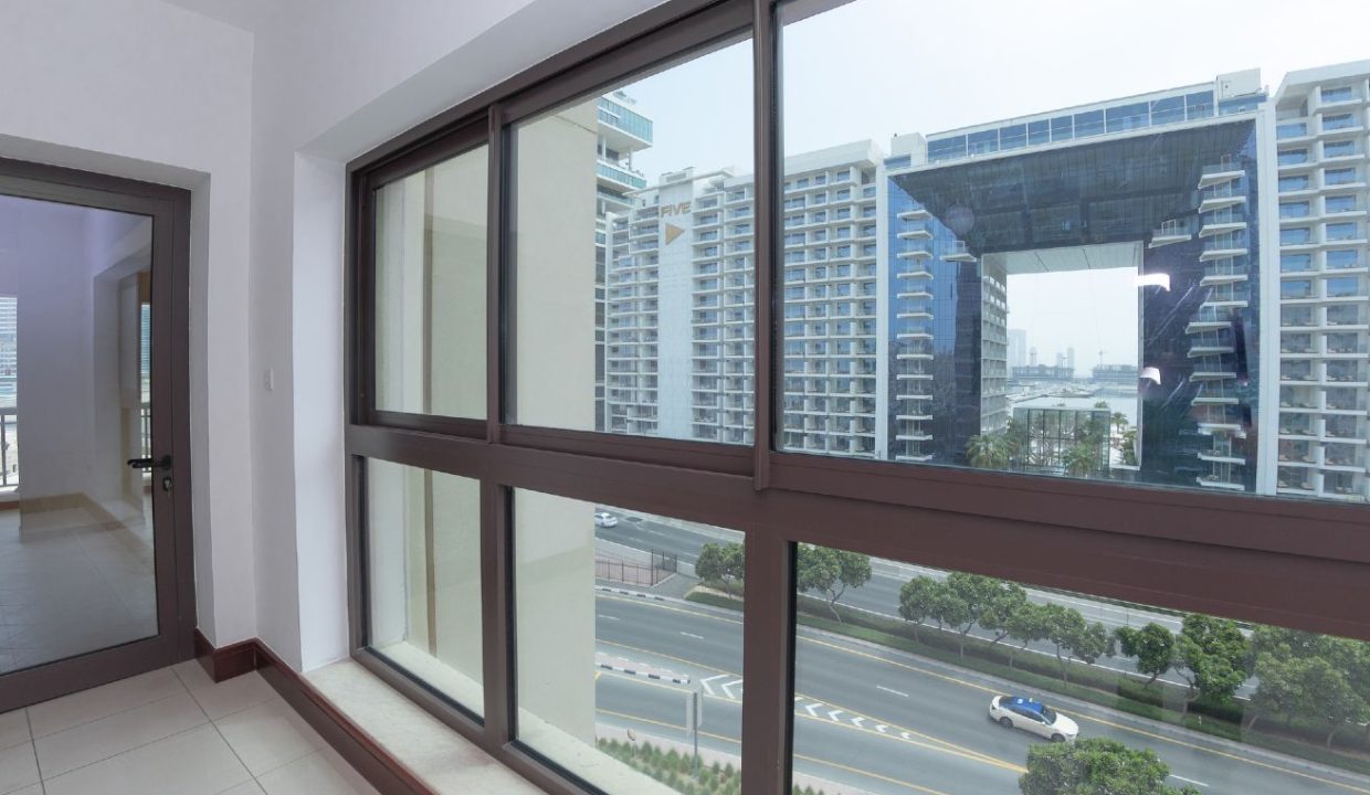 Spacious 2BR D-Type | Golden Mile 1 | Vacant-4