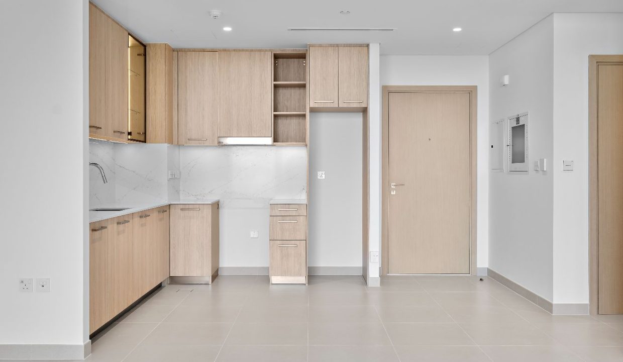 2BR Apartment for Rent | Pool View | Best Price-8
