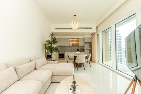 Luxury 1BR Furnished | Sea View | Grand View-4