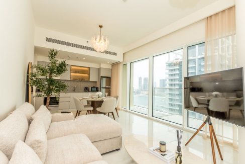 Luxury 1BR Furnished | Sea View | Grand View-5