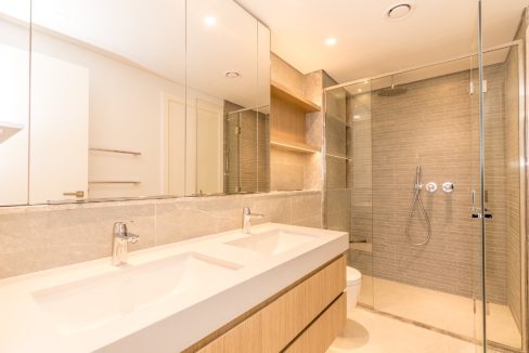 1BDR APARTMENT FOR RENT IN ELLINGTON HOUSE 1-11