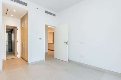 1BDR APARTMENT FOR RENT IN ELLINGTON HOUSE 1-12