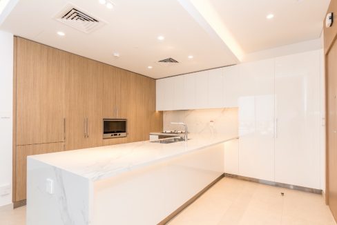 1BDR APARTMENT FOR RENT IN ELLINGTON HOUSE 1-5