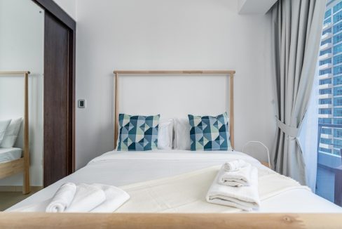 Fully Furnished 2-BR with Full Marina View-11