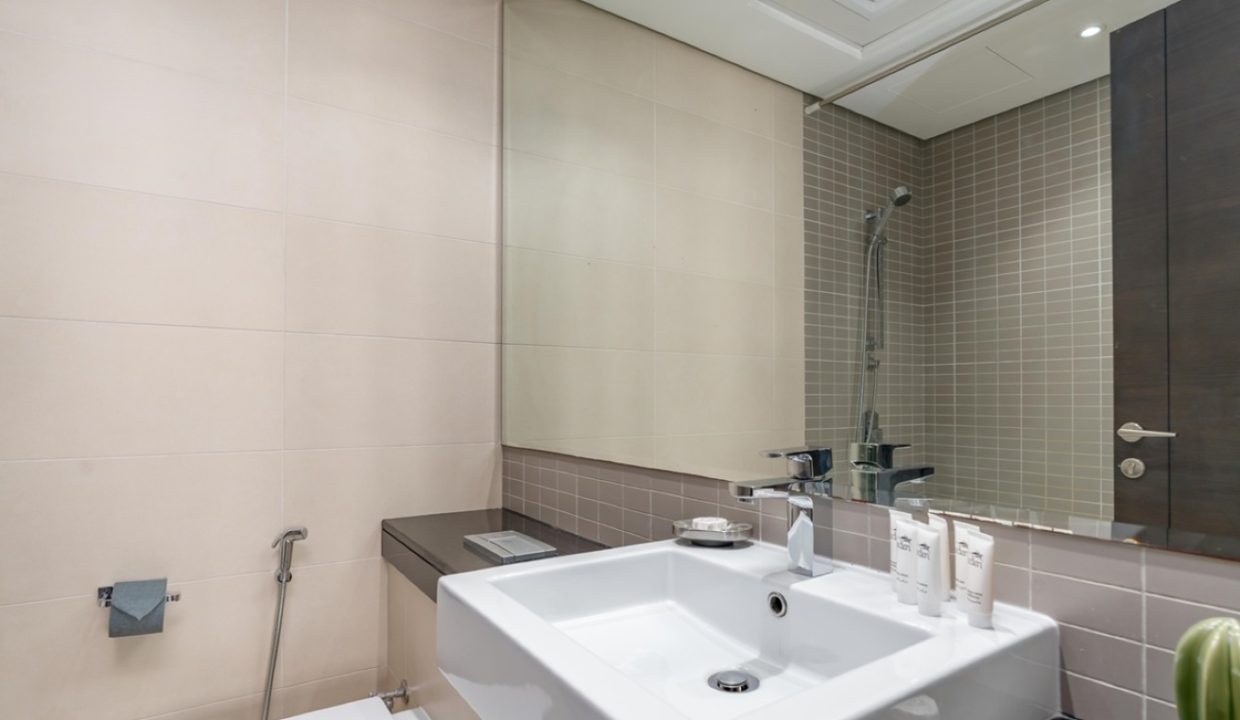 Fully Furnished 2-BR with Full Marina View-12