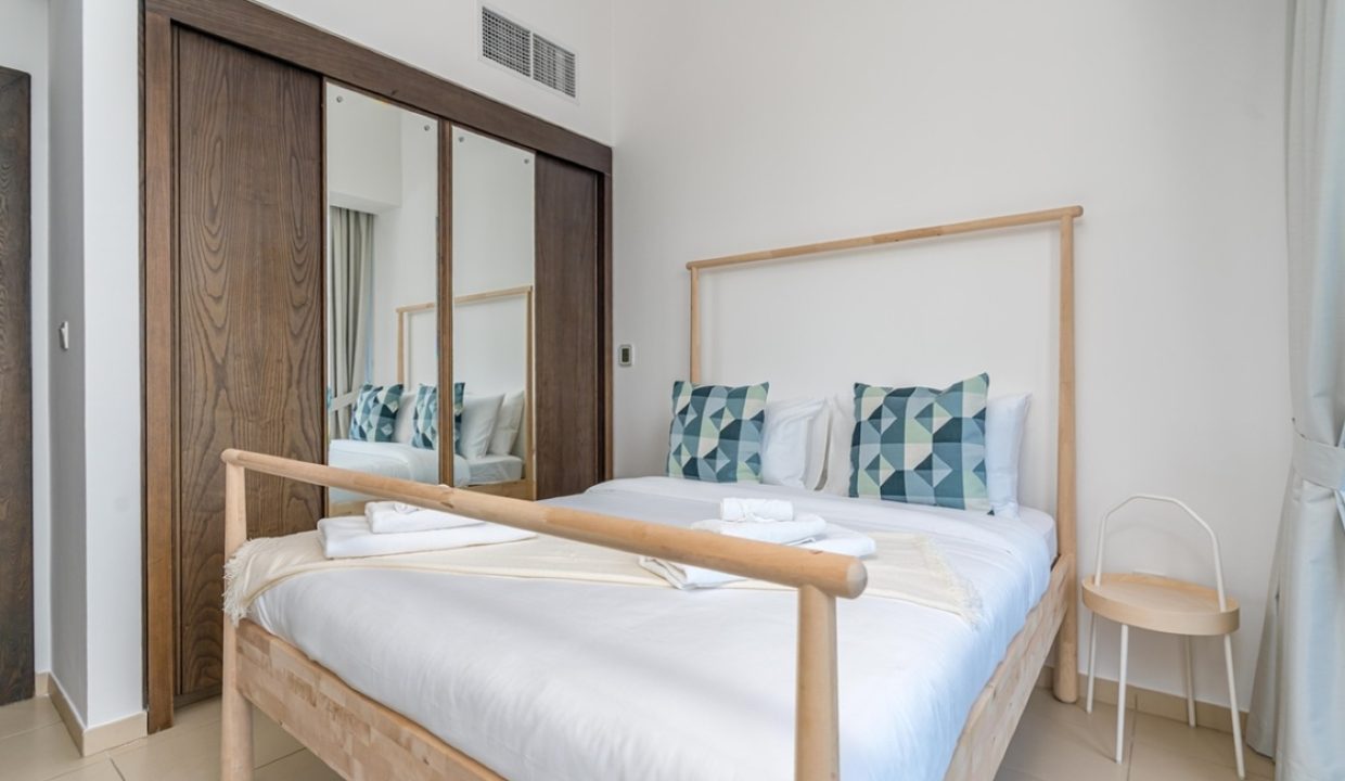 Fully Furnished 2-BR with Full Marina View-13