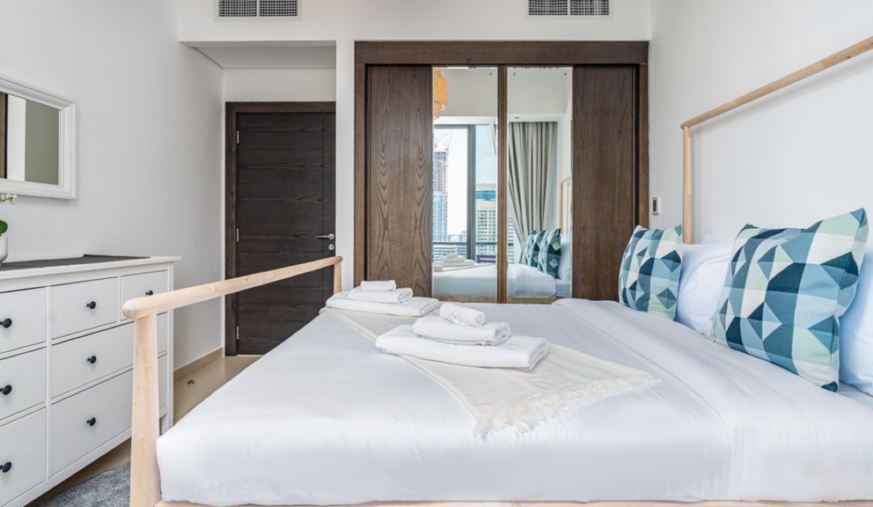 Fully Furnished 2-BR with Full Marina View-14