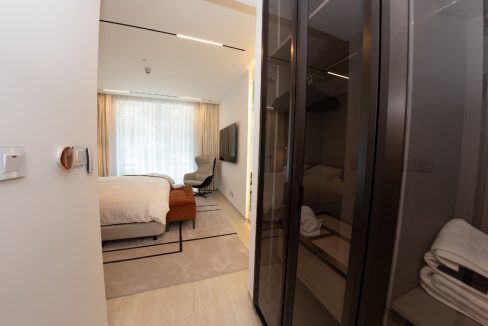 Exclusive|Fully Renovated 1BR |Spacious terrace-17