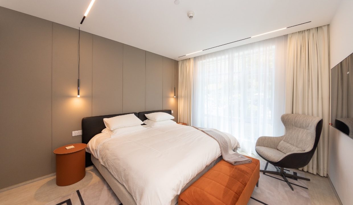 Exclusive|Fully Renovated 1BR |Spacious terrace-19