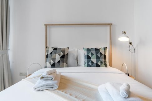 Fully Furnished 2-BR with Full Marina View-4