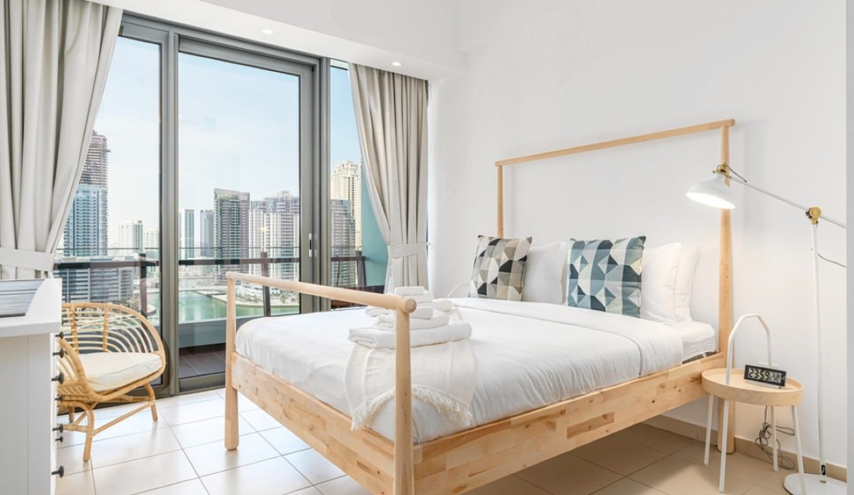Fully Furnished 2-BR with Full Marina View-6
