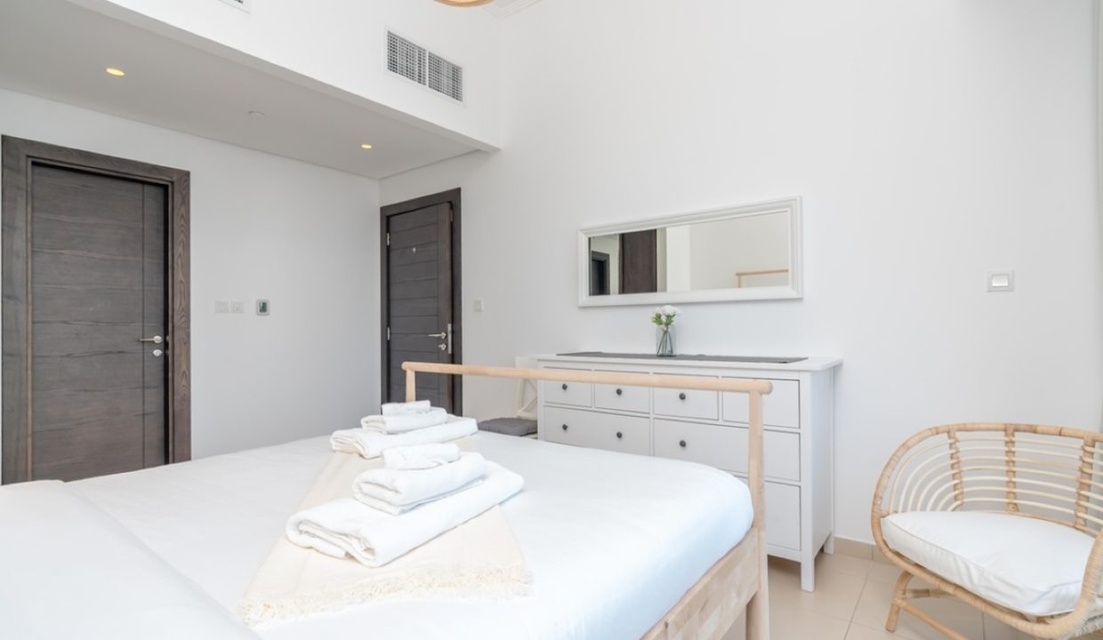 Fully Furnished 2-BR with Full Marina View-8
