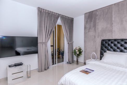 Large Upgraded Studio |Murjan 2-2
