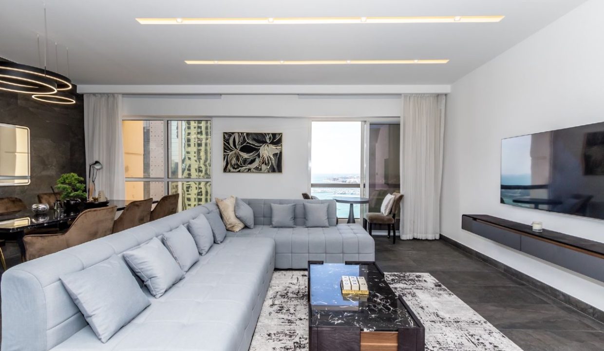 Stunning 2BR | Designer Furnished | Full Sea View-2
