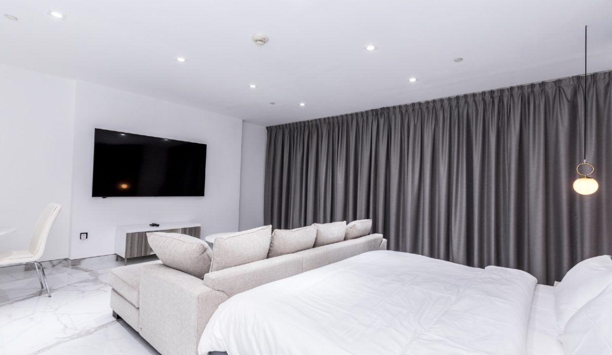 Luxury Upgraded Studio | 715 Sq Ft | Murjan 2-19