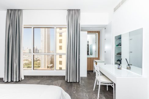 Stunning 2BR | Designer Furnished | Full Sea View-25