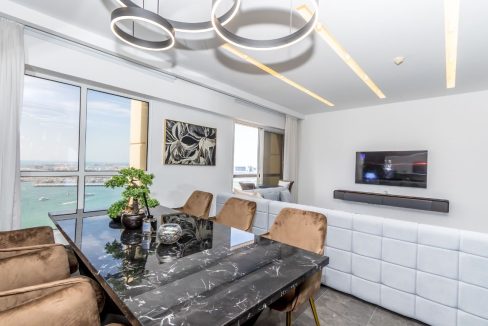 Stunning 2BR | Designer Furnished | Full Sea View-4
