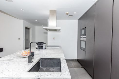 Stunning 2BR | Designer Furnished | Full Sea View-8