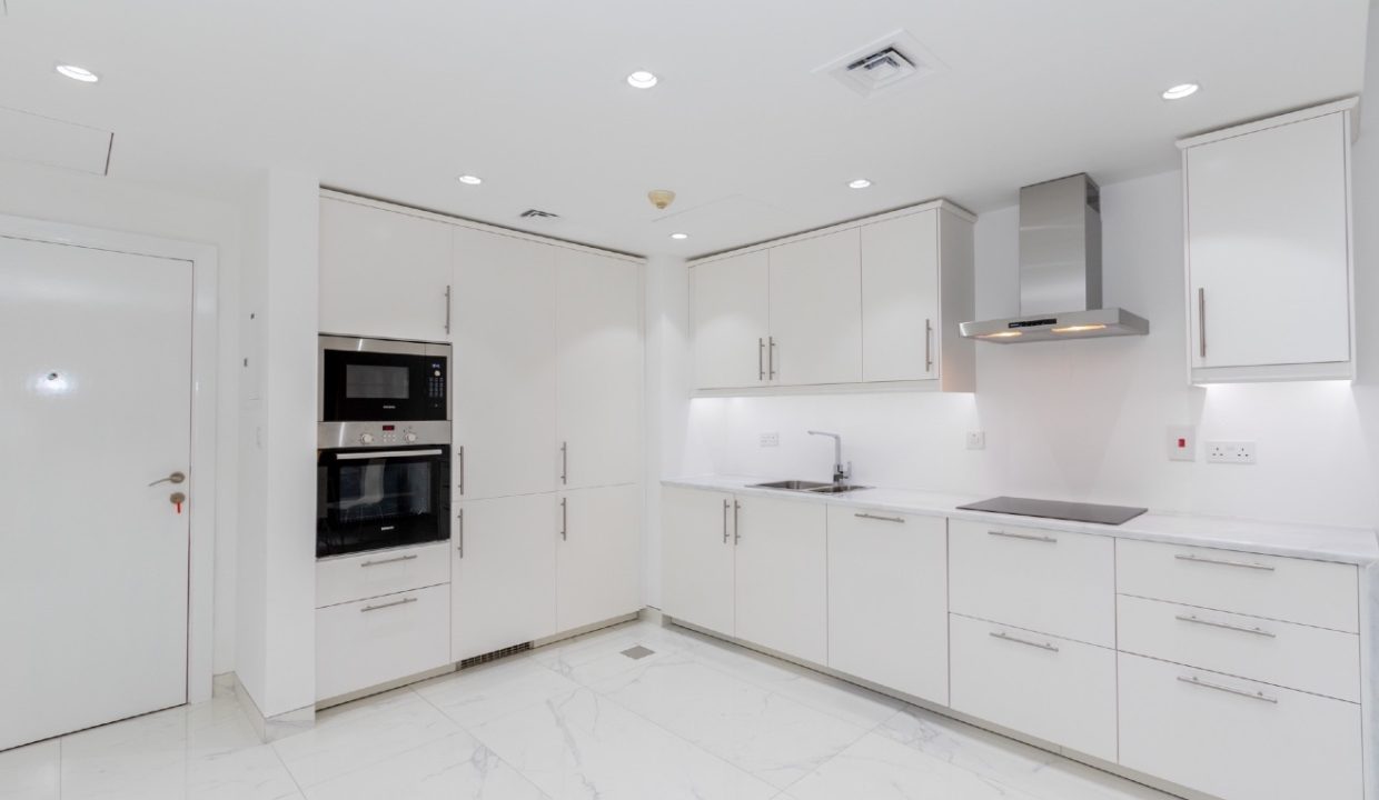 Spacious Upgraded Studio | Murjan 2-9