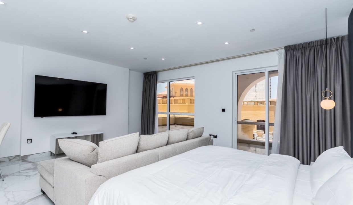 Luxury Upgraded Studio | 715 Sq Ft | Murjan 2-9