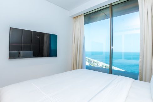 Beachfront Luxury Living | 4BR+M at Palm Jumeirah-15