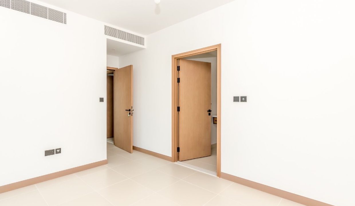 Spacious Furnished 1BR | Vida Residences-2