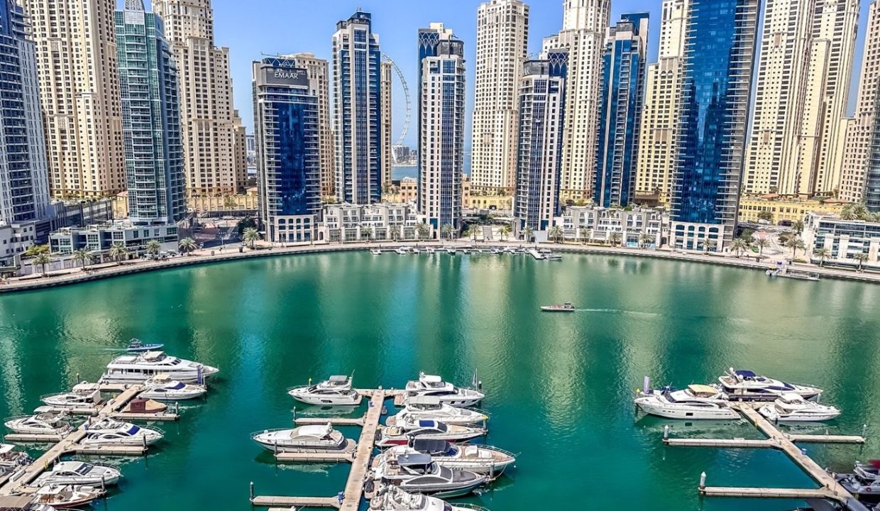 Spacious Furnished 1BR | Vida Residences-11